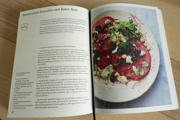 Anna Jones' Buchweizen-Pancakes mit Roter Bete