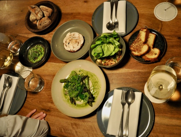 Die Vorspeisen-Kreationen in der wiedereröffneten Bauernschänke. Die Vorspeisen-Kreationen in der wiedereröffneten Bauernschänke. Foto: Lunchgate/Dave