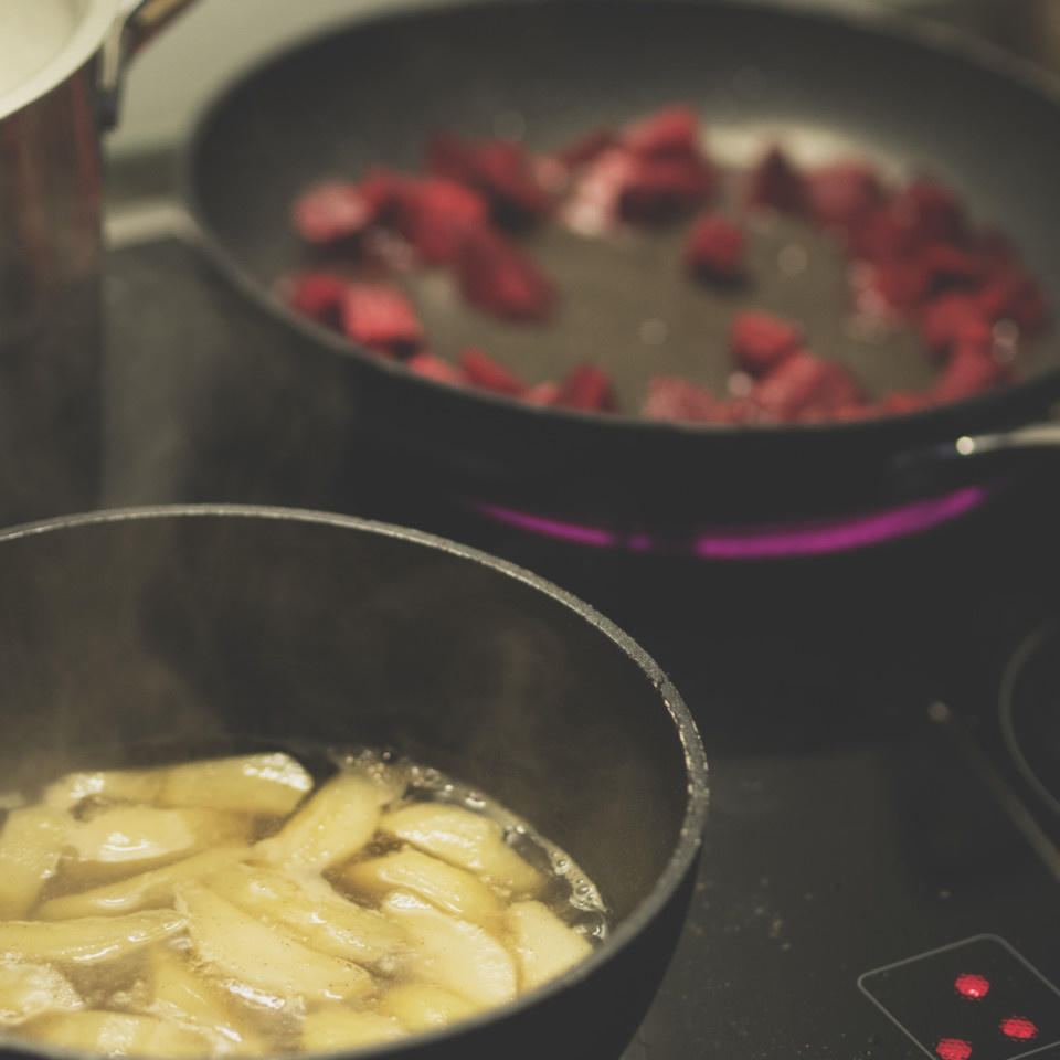 recipe-pasta-raclette-cheese-with-salad